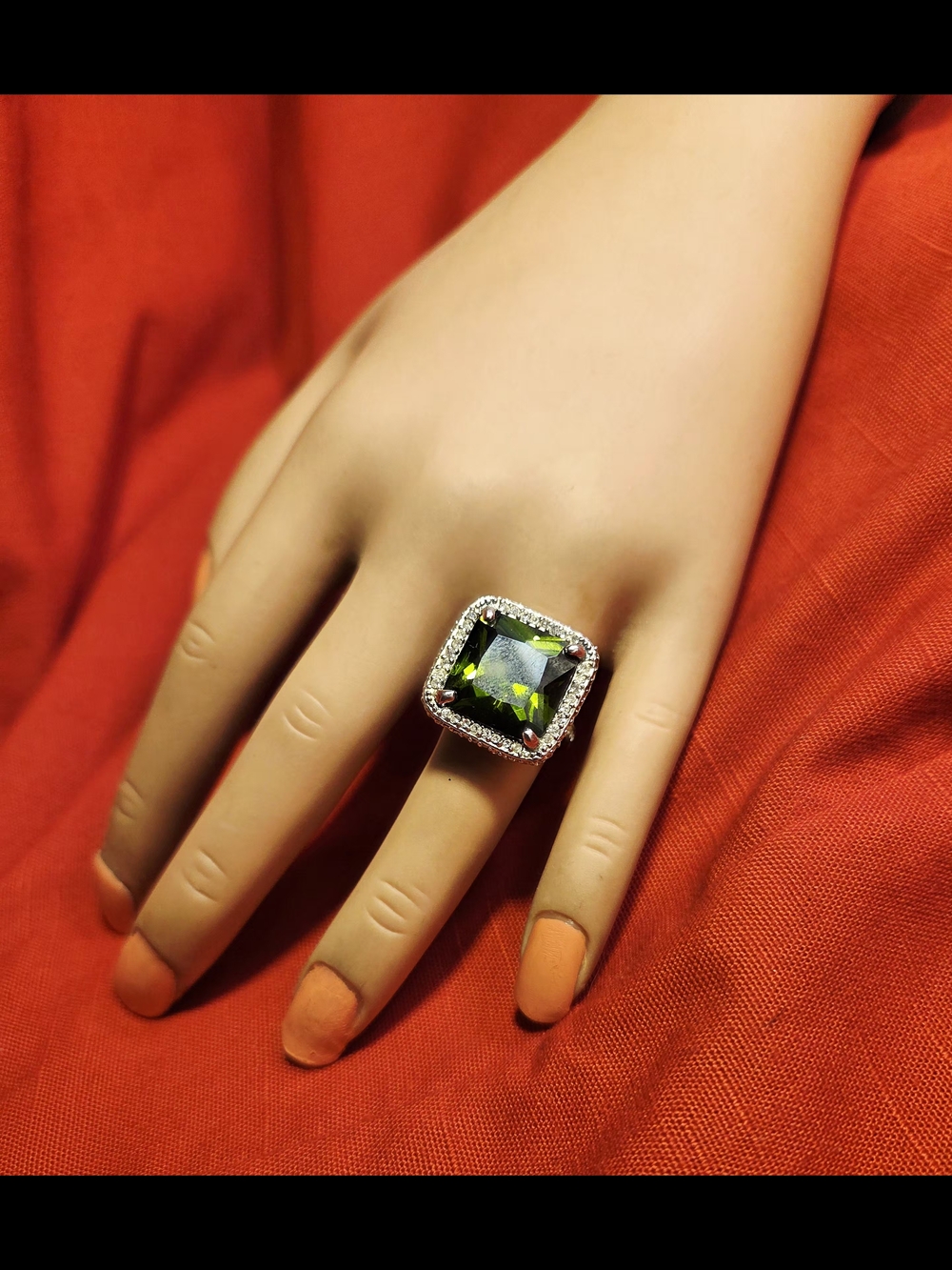 Elegant VINTAGE 925 Green Square-Cut Crystal Ring with Halo Setting - Brand